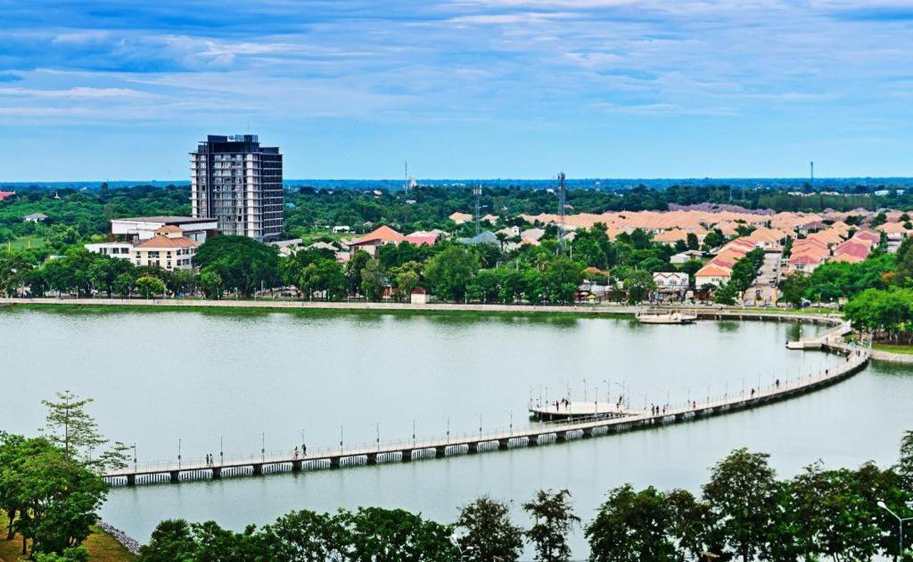 Ingtara Hotel Khon Kaen Exterior photo