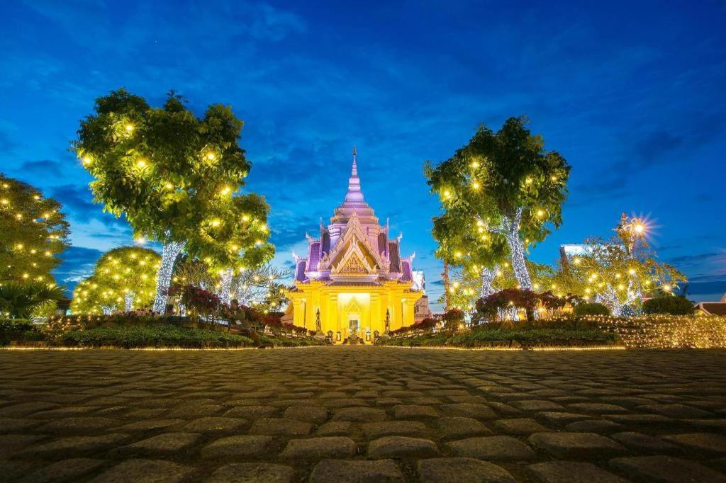 Ingtara Hotel Khon Kaen Exterior photo